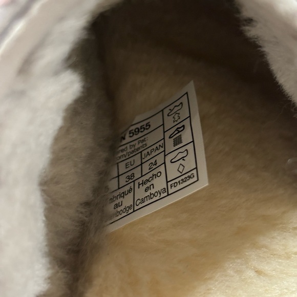 Ugg Tasman Slipper Goat NWT Women Size 6-11 authentic RARE NIB Shoes - Picture 9 of 16